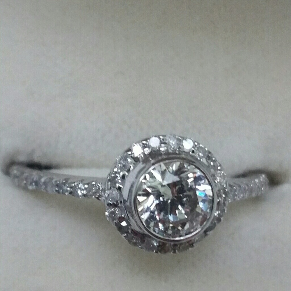 GIA $3920 18k white gold 100% Natural 1.00ct diamond ring - Picture 7 of 8